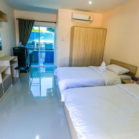 Tempo Plus Apartment Mae Sot Esterno foto