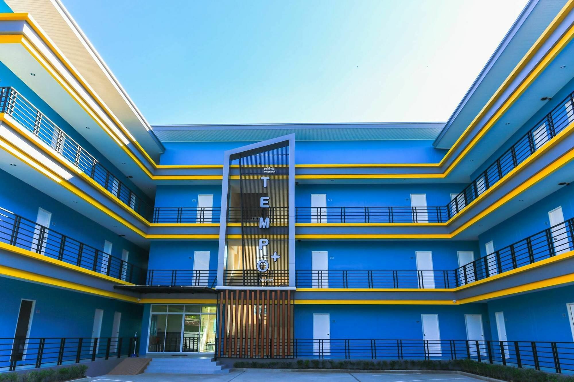 Tempo Plus Apartment Mae Sot Esterno foto